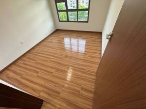 Professional cleaning service deep cleaning for vinyl floors
