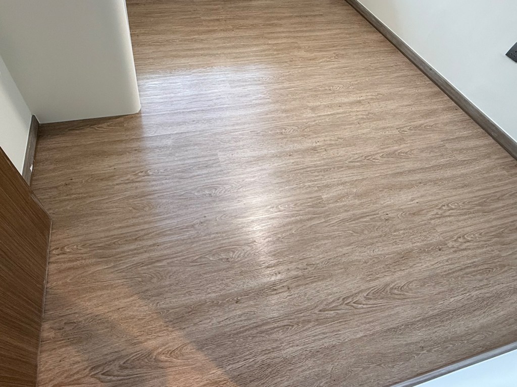 Professional cleaning service deep cleaning for vinyl floors with Vinyl Guards